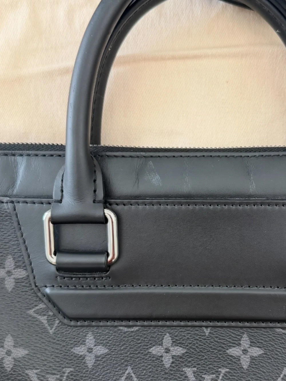 Louis Vuitton Odyssey Briefcase M44222 used
